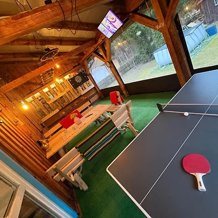 Igły I Szyszki Kemping